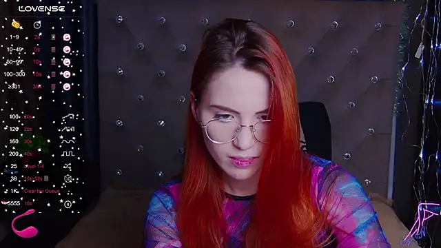 Snapshot of EmilyKents chatting on January 27, 2025, 4:30 am EmilyKents online show from January 27, 2025, 4:30 am