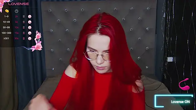 Snapshot of EmilyKents chatting on October 6, 2025, 1:47 am EmilyKents online show from October 6, 2025, 1:47 am