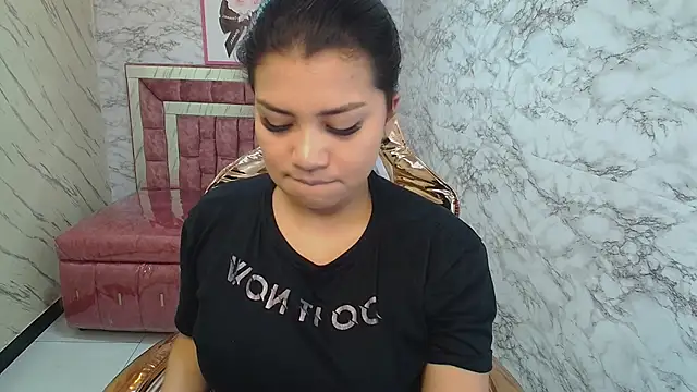 Snapshot of _mila_sweet_v chatting on February 12, 2025, 1:16 pm mila sweet v online show from February 12, 2025, 1:16 pm