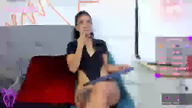 alissonandamy online show from February 13, 2025, 12:21 pm