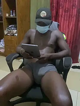 Snapshot of BigBrotherFreak chatting on February 15, 2026, 3:03 am BigBrotherFreak online show from February 15, 2026, 3:03 am