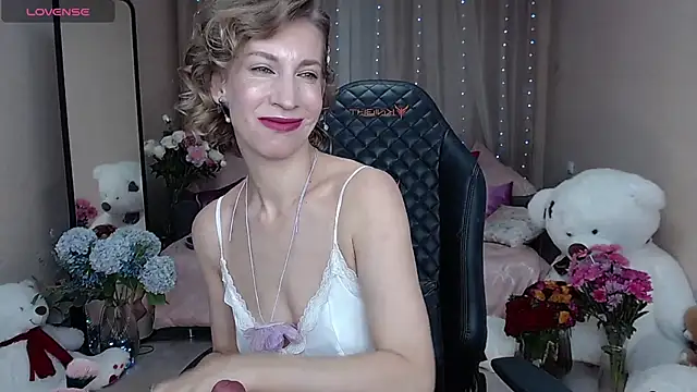 Snapshot of AdrianaSea chatting on September 21, 2025, 5:20 am AdrianaSea online show from September 21, 2025, 5:20 am