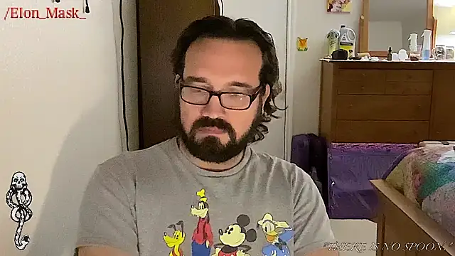 Snapshot of Seraph_De_La_Luna chatting on December 14, 2024, 3:40 am Seraph De La Luna online show from December 14, 2024, 3:40 am