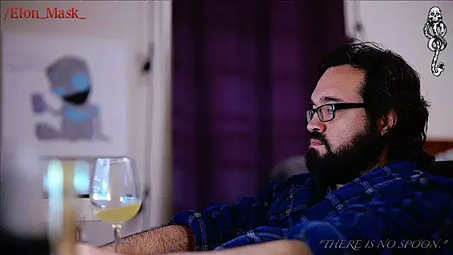 Snapshot of Seraph_De_La_Luna chatting on January 6, 2025, 7:20 am Seraph De La Luna online show from January 6, 2025, 7:20 am