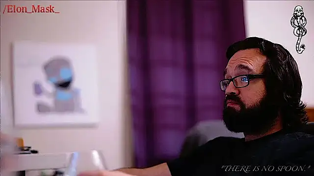 Snapshot of Seraph_De_La_Luna chatting on January 13, 2025, 4:18 am Seraph De La Luna online show from January 13, 2025, 4:18 am