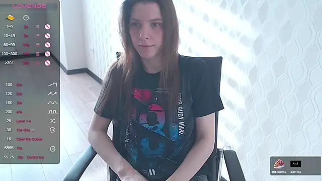 LisaHeart online show from March 6, 2025, 12:52 pm