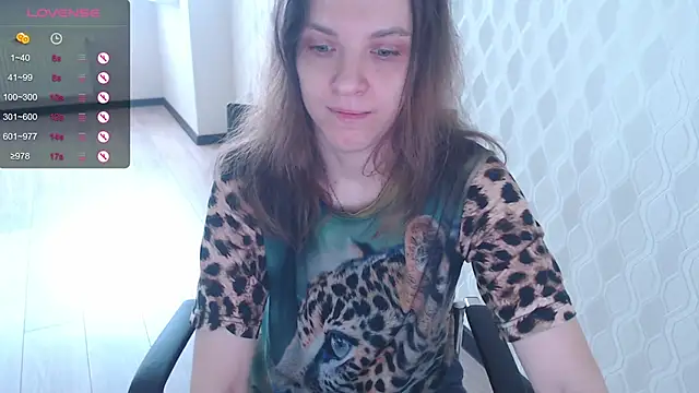 LisaHeart online show from October 18, 2025, 8:48 am