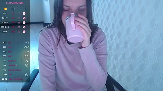 Snapshot of LisaHeart chatting on April 9, 2026, 3:06 pm LisaHeart online show from April 9, 2026, 3:06 pm