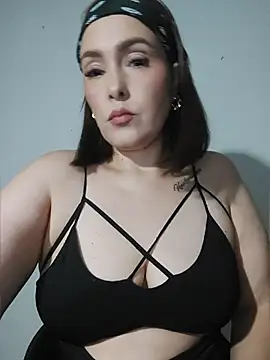 Snapshot of Miss_Agatha chatting on March 15, 2026, 1:39 pm Miss Agatha online show from March 15, 2026, 1:39 pm