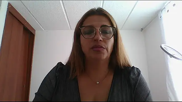 RossanaLionheart online show from January 28, 2025, 7:21 pm