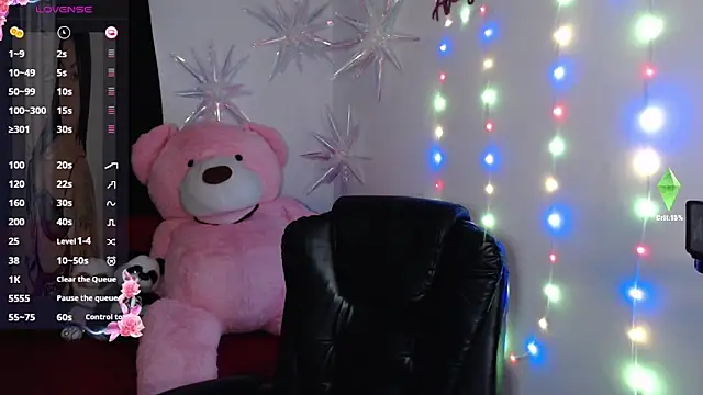 Snapshot of CarolinaRincon chatting on January 6, 2026, 7:39 pm CarolinaRincon online show from January 6, 2026, 7:39 pm