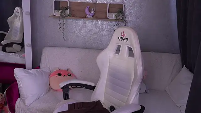 Snapshot of IsabellaFoxyy chatting on October 16, 2025, 12:39 pm IsabellaFoxyy online show from October 16, 2025, 12:39 pm