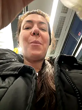 eveangelll online show from November 27, 2025, 4:58 am