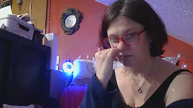 Snapshot of lanax chatting on March 30, 2026, 12:17 pm lanax online show from March 30, 2026, 12:17 pm