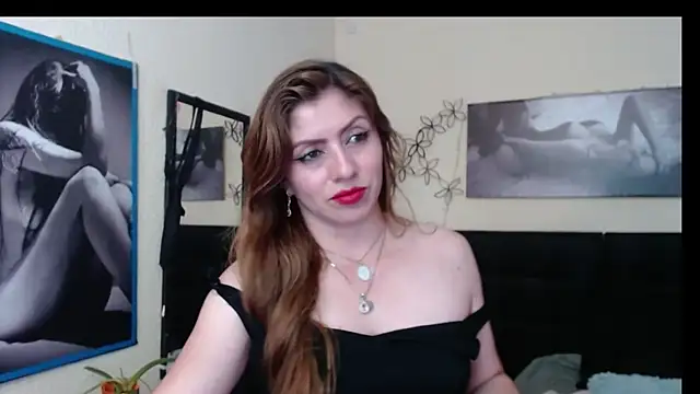 AnthonelaBella online show from February 27, 2026, 2:06 pm