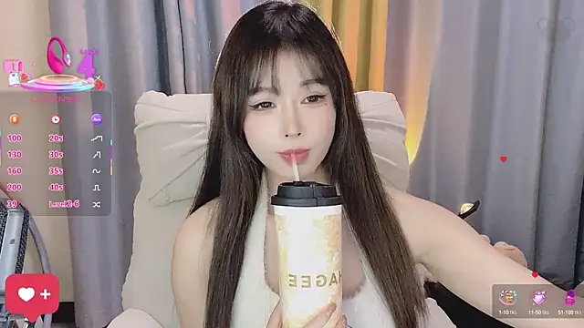 Snapshot of 7-Love chatting on September 25, 2025, 12:53 pm 7-Love online show from September 25, 2025, 12:53 pm