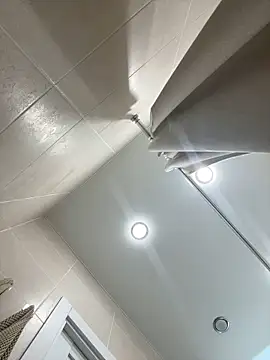 Yourdirtybitch online show from October 18, 2025, 5:21 am