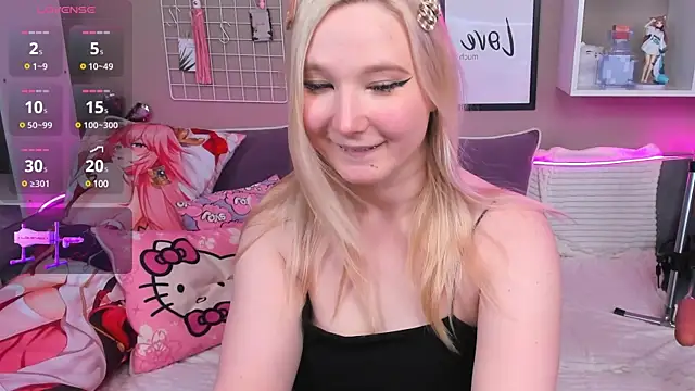 Snapshot of MeowkaKitty chatting on February 3, 2025, 5:07 am MeowkaKitty online show from February 3, 2025, 5:07 am