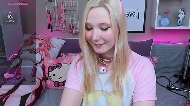 Snapshot of MeowkaKitty chatting on March 18, 2025, 4:26 am MeowkaKitty online show from March 18, 2025, 4:26 am