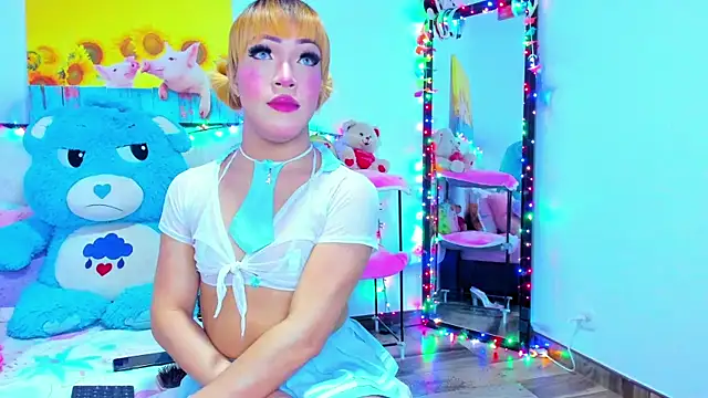 Snapshot of Candy_Candy__ chatting on April 5, 2026, 9:23 pm Candy Candy online show from April 5, 2026, 9:23 pm