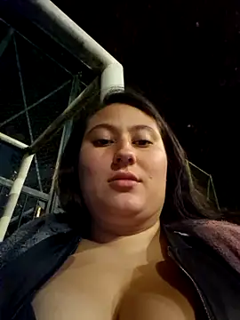 Celeem  online show from November 27, 2025, 4:03 am