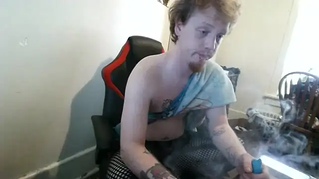 Snapshot of Thehotfox@xh chatting on February 14, 2026, 9:55 pm Thehotfoxxh online show from February 14, 2026, 9:55 pm