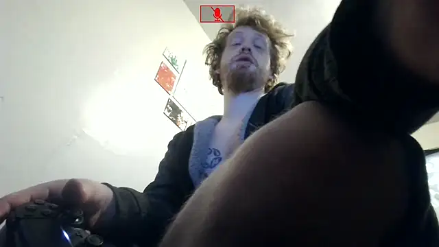 Snapshot of Thehotfox@xh chatting on March 13, 2026, 4:02 pm Thehotfoxxh online show from March 13, 2026, 4:02 pm