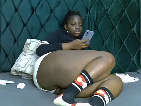 pocupines online show from October 18, 2025, 5:54 am