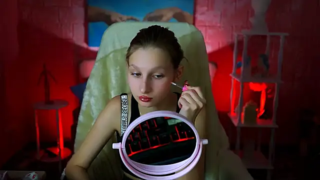 EllaHorton online show from January 27, 2025, 6:41 am