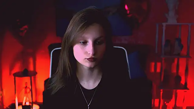 EllaHorton online show from March 21, 2025, 12:28 pm