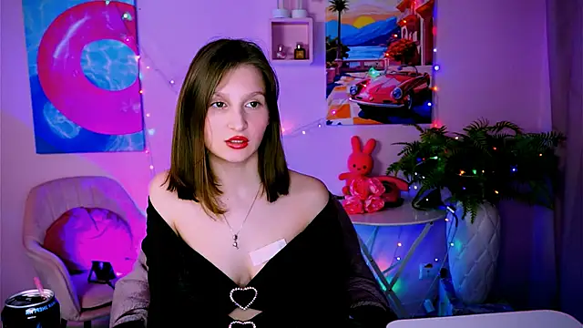 EllaHorton online show from April 27, 2026, 3:54 pm