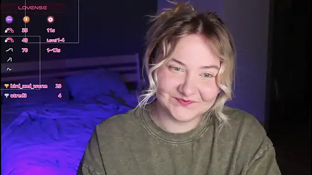 sensual girrrl online show from May 26, 2026, 11:45 pm