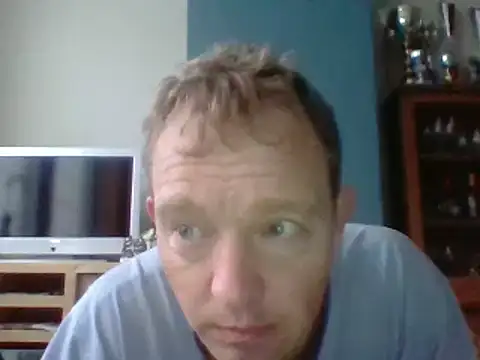 Snapshot of bertolini chatting on December 3, 2024, 7:54 am bertolini online show from December 3, 2024, 7:54 am