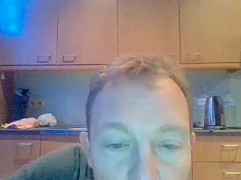 Snapshot of bertolini chatting on December 7, 2024, 6:15 pm bertolini online show from December 7, 2024, 6:15 pm