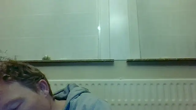 Snapshot of bertolini chatting on November 28, 2025, 4:31 pm bertolini online show from November 28, 2025, 4:31 pm