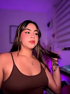 Zarah Blare online show from November 13, 2025, 3:27 am