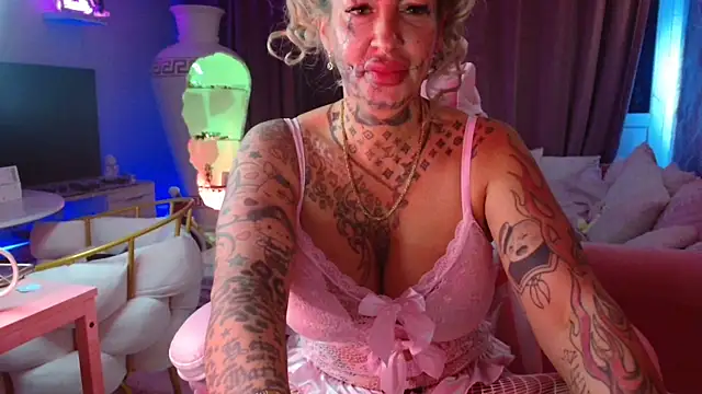 Jeanny Bln online show from December 19, 2025, 5:31 pm