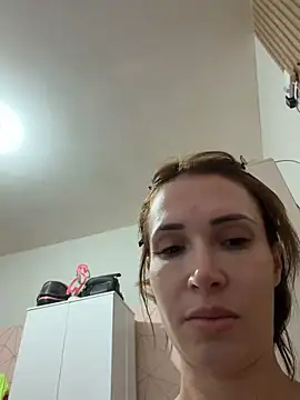 Irresistible24 online show from April 5, 2026, 3:31 pm