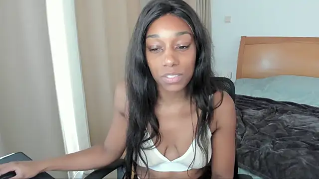 Snapshot of smileybabe chatting on March 12, 2025, 8:41 am smileybabe online show from March 12, 2025, 8:41 am