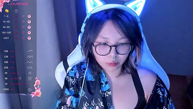 Snapshot of maydaykimmy chatting on February 2, 2026, 9:46 pm maydaykimmy online show from February 2, 2026, 9:46 pm