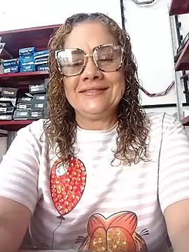 Snapshot of sophiahunt286 chatting on February 14, 2026, 1:52 pm sophiahunt286 online show from February 14, 2026, 1:52 pm