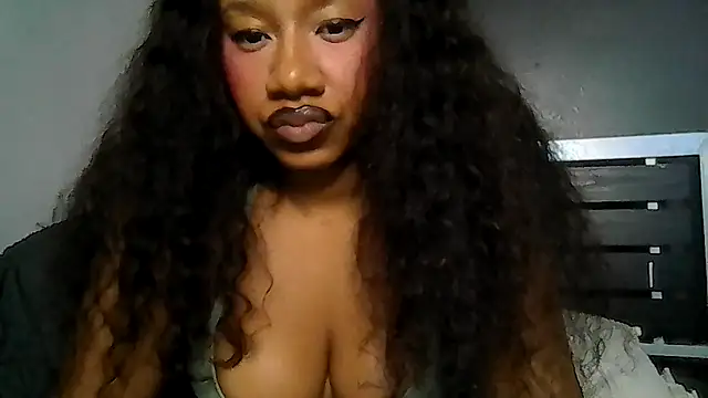 Snapshot of goddessdaisysky chatting on June 5, 2026, 5:14 am goddessdaisysky online show from June 5, 2026, 5:14 am