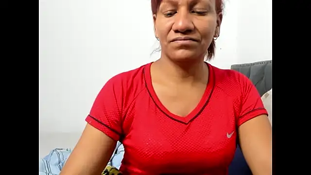 Snapshot of Laflaka22 chatting on March 21, 2025, 3:44 am Laflaka22 online show from March 21, 2025, 3:44 am