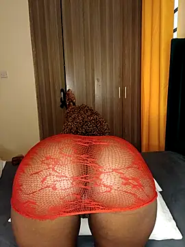 Snapshot of Bossetassy chatting on December 21, 2025, 4:41 am Bossetassy online show from December 21, 2025, 4:41 am