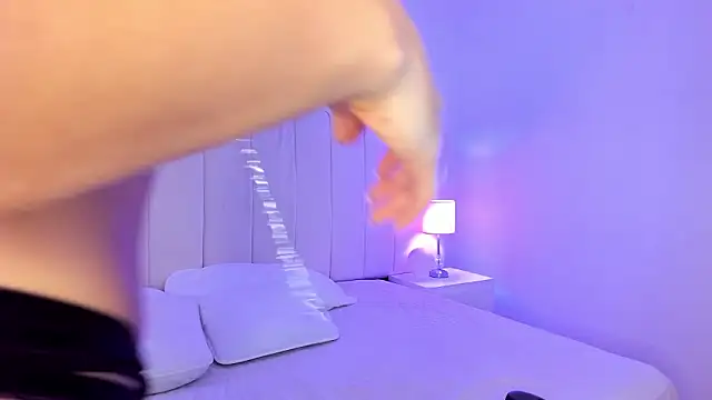 Snapshot of Barbiieee chatting on March 5, 2026, 12:39 am Barbiieee online show from March 5, 2026, 12:39 am