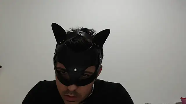 Snapshot of Rey_chard96 chatting on March 15, 2026, 11:33 pm Rey chard96 online show from March 15, 2026, 11:33 pm