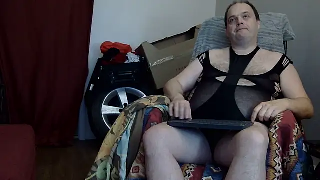 caressonnous online show from December 1, 2025, 8:25 pm