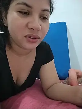 Yara0k online show from February 21, 2026, 7:09 am