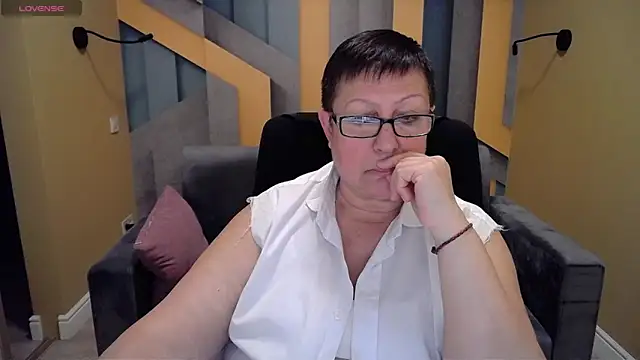 Snapshot of BarbaraTurners chatting on December 21, 2024, 3:58 am BarbaraTurners online show from December 21, 2024, 3:58 am