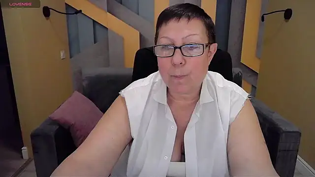 Snapshot of BarbaraTurners chatting on December 27, 2024, 3:42 am BarbaraTurners online show from December 27, 2024, 3:42 am